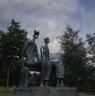 Henry MOORE, King and Queen (Roi et Reine), 1952-53. Bronze, 164 cm. Tirages: 5 + 2. Fonte: Galizia, Londres / Morris Singer, Basingstrok / Fiorini, Londres (c) The Henry Moore Foundation, Much Hadham, acquisition, 1991