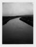 Patti Smith, La rivière Ouse où Virgina Woolf s'est donnée la mort le 28 mars 1941. Polaroïd. Fondation Cartier pour l'art contemporain, Paris, 28 mars - 22 juin 2008 (c) Patti Smith, 2008