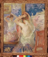 Berthe Morisot, Devant la psyché, 1890. Huile sur toile © Fondation Pierre Gianadda, Martigny 