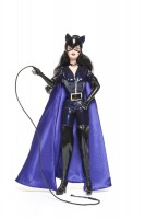 Barbie Catwoman, fabricant Mattel, Etats-Unis, 2004. Plastique, tissu et carton. Photo Jean Tholance