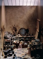 Charles Matton L’Atelier de Francis Bacon, 1986. Boîte (maté- riaux divers). Collection particulière. Photo Charles Matton © Adagp, Paris 2016