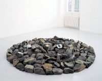 Richard LONG, Small Alpine Circle, 1998, Pierre, © Adagp, Paris 2016