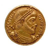 Monnaie en or (avers). Julien. Epoque gallo-romaine © Musée Carnavalet / Roger-Viollet