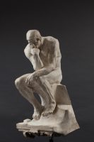 Le Penseur sur chapiteau, plâtre, S.03469, © agence photogra- phique du musée Rodin, ph. P. Hisbacq